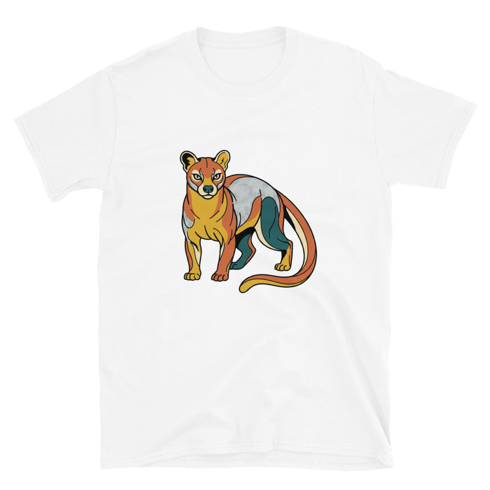 T-shirt fossa Madagascar – vue face, illustration line art mustard-terracotta sur coton blanc, placement 30×40 cm
