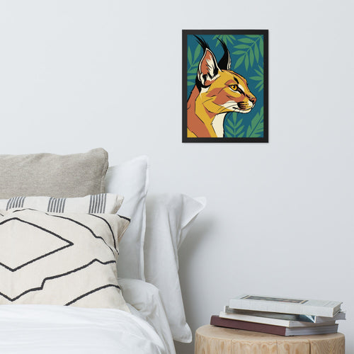 Affiche encadrée caracal en line art minimaliste, aplats moutarde et bleu pétrole, accrochée sur un mur clair dans un salon contemporain